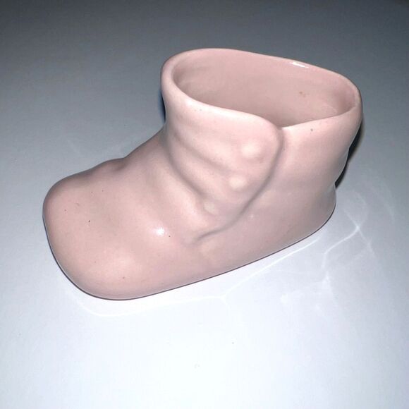 Vintage Collectible Miniature Baby Shoe Figurine Decoration Porcelain Pink - Picture 1 of 12